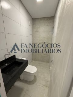 Casa a venda com 03 dormitórios em condomínio fechado