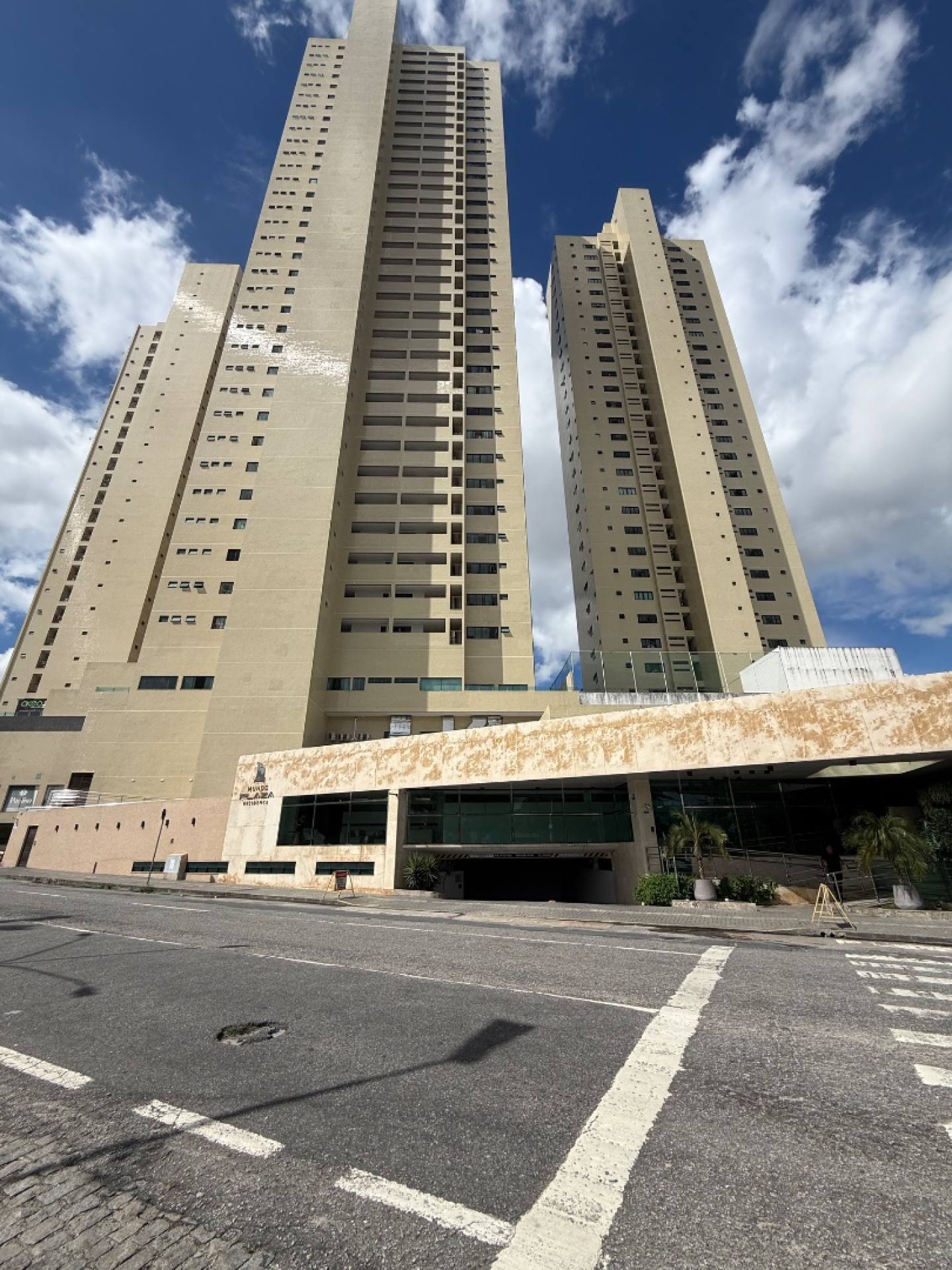 Apt no Mundo Plaza disponível para Locação (02 quartos)