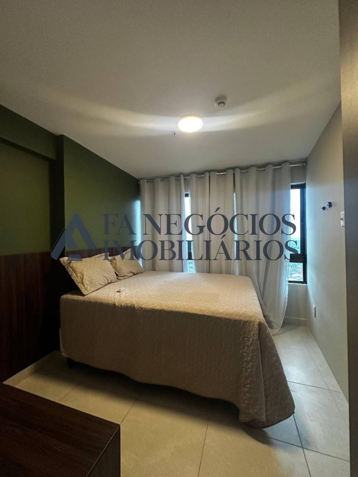 Flat disponível para locação no Heron Marinho