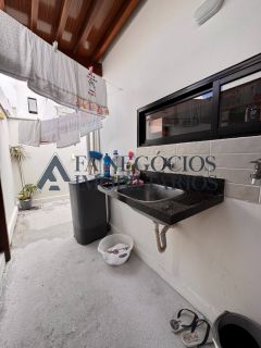 Casa à venda no Condomínio Montiville – Sofisticação e aconchego em cada detalhe.