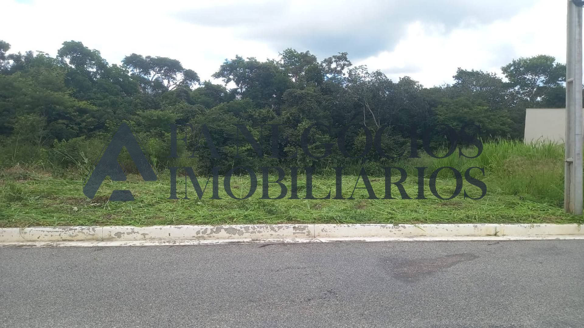 Lote em preço imperdível no Giardino Bianco