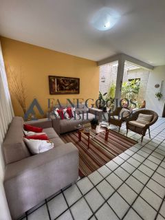 Casa a venda - Liberdade