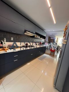 APARTAMENTO PARA LOCAÇÃO – SEMI MOBILIADO E COM PROJETADOS