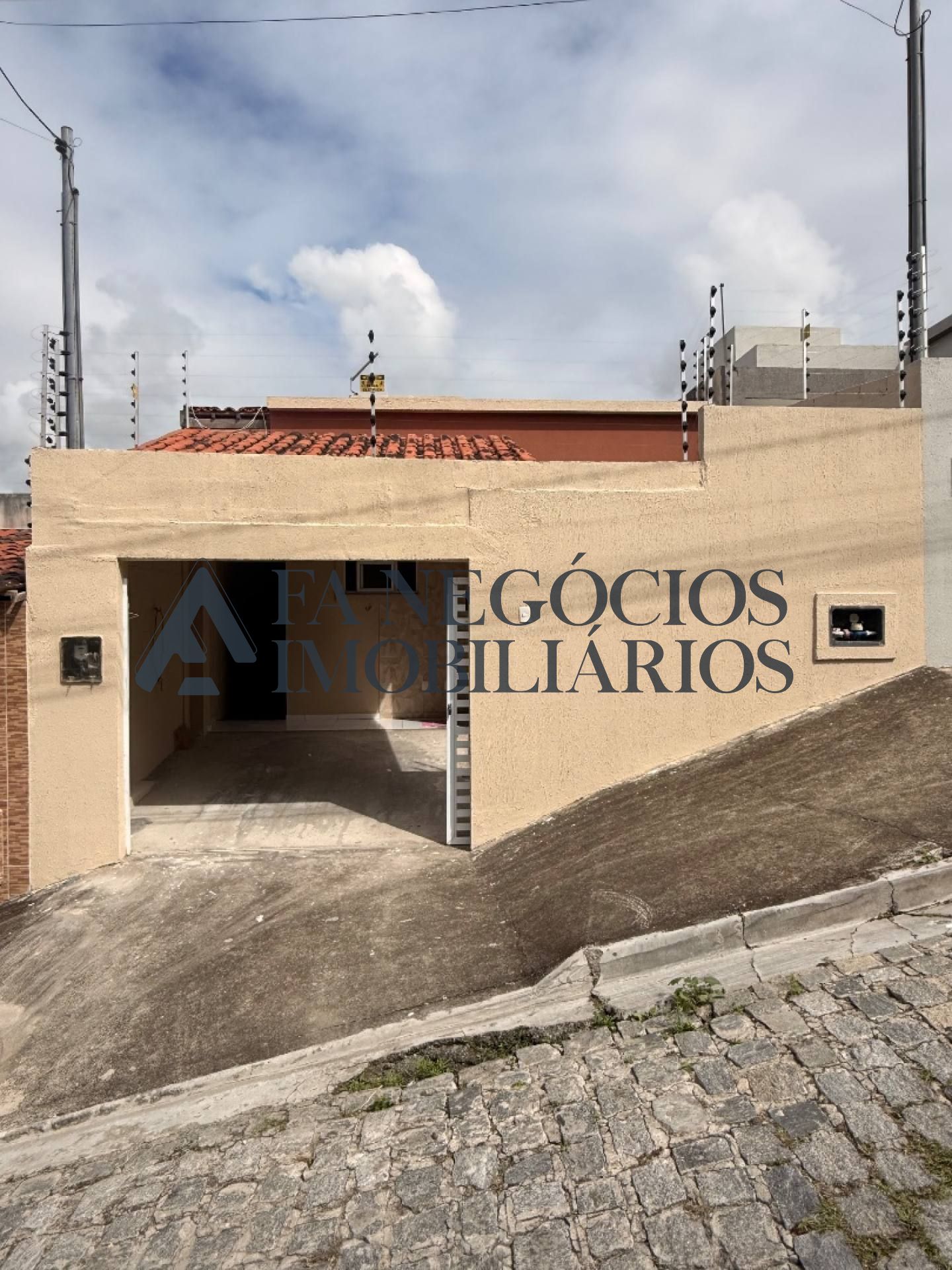 Casa para venda próximo ao Heron Marinho