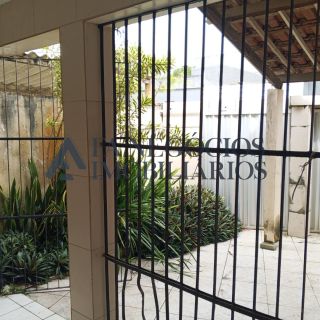 VENDO CASA CATOLÉ