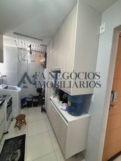 Excelente apartamento com área de lazer no Catolé