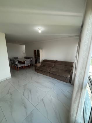 Heron Marinho Business & Living