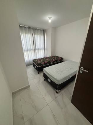 Heron Marinho Business & Living