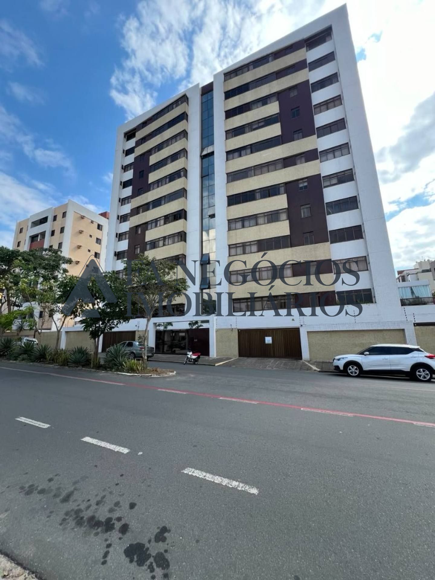Apartamento Para Vender com 3 quartos 1 suítes no bairro Catolé em Campina Grande