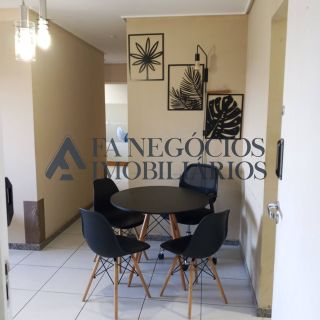 Alugo apartamento mobiliado com 03 dormitórios