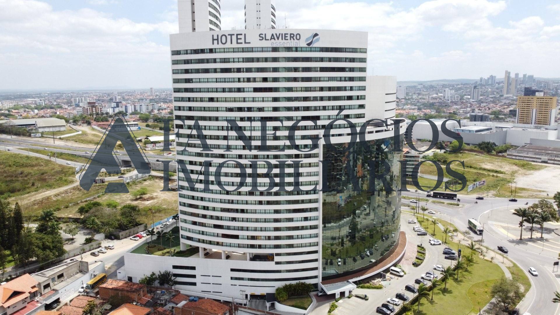 Flat para locação no Heron Marinho Business & Living