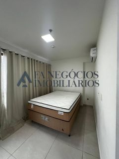 Flat com 02 dormitórios para locação