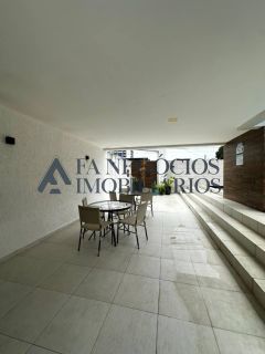 Vendo apartamento de 03 dormitórios com suíte e 02 vagas de garagem