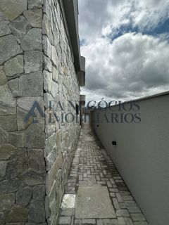 Casa de Condomínio Para Vender com 4 quartos 3 suítes no Skyville Residence em Campina Grande