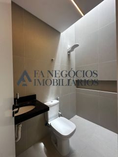 Casa de Condomínio Para Vender com 4 quartos 3 suítes no Skyville Residence em Campina Grande