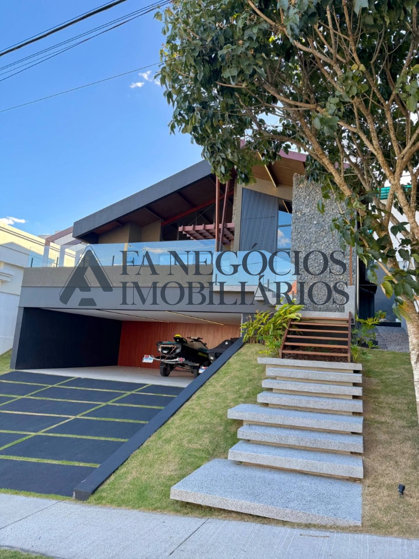 Casa a venda no Alphaville Mirante com 03 suítes