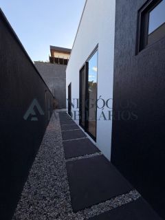 Casa a venda no Alphaville Mirante com 03 suítes