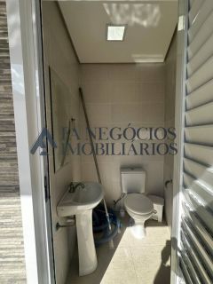 CASA IMPECÁVEL PORTEIRA FECHADA - SERRA VILLE
