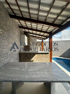 CASA IMPECÁVEL PORTEIRA FECHADA - SERRA VILLE