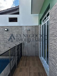 CASA IMPECÁVEL PORTEIRA FECHADA - SERRA VILLE