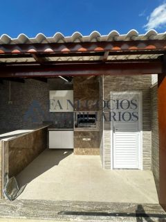 CASA IMPECÁVEL PORTEIRA FECHADA - SERRA VILLE
