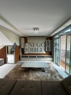 CASA IMPECÁVEL PORTEIRA FECHADA - SERRA VILLE