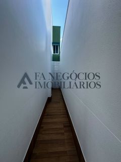 CASA IMPECÁVEL PORTEIRA FECHADA - SERRA VILLE