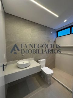 Casa com 04 suítes de Alto Padrão a venda no Condomínio Alphaville Campina Grande