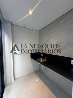Casa com 04 suítes de Alto Padrão a venda no Condomínio Alphaville Campina Grande