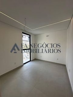 Casa com 04 suítes de Alto Padrão a venda no Condomínio Alphaville Campina Grande