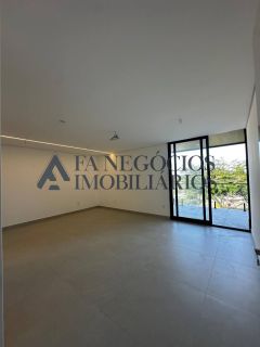 Casa com 04 suítes de Alto Padrão a venda no Condomínio Alphaville Campina Grande