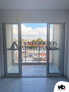 Apartamento à venda com 02 dormitórios no bairro Universitário