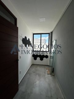 Casa a venda no Terras Alphaville com 04 suítes
