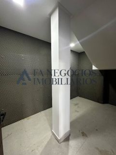 Casa a venda no Terras Alphaville com 04 suítes
