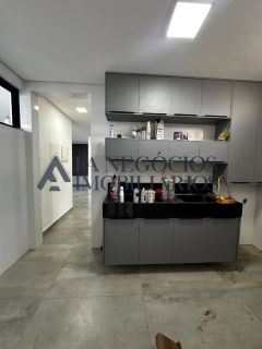 Casa a venda no Terras Alphaville com 04 suítes