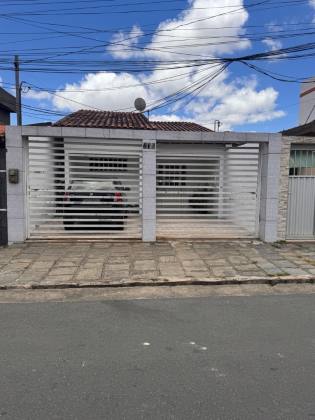 Casa a venda no Cruzeiro