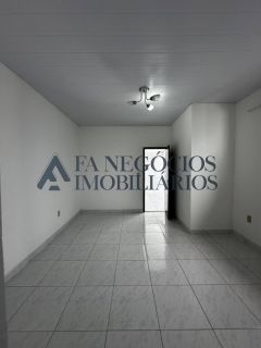Casa a venda com 04 suítes no Catolé