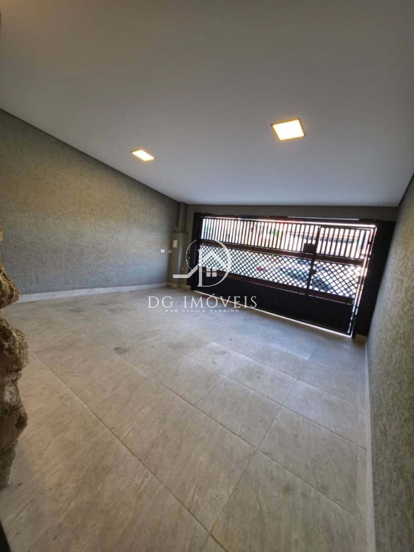 Casa Individual 3 dormitórios c/suíte