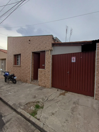 Casa 3 dormitorios Vila Santana 320mil