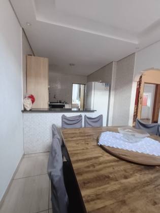 Casa 3 dormitorios Vila Santana 320mil