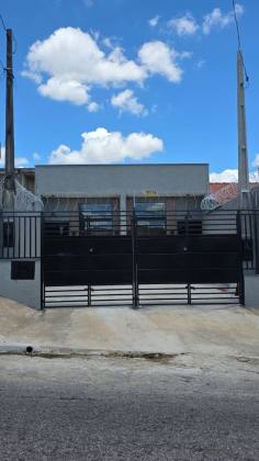 ? LINDA CASA EM SOROCABA EM OBRA COM SUITE E ÓTIMA LOCALIZAÇÃO.