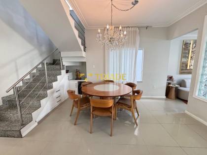 Casa Duplex em Condomínio Cidade Universitária