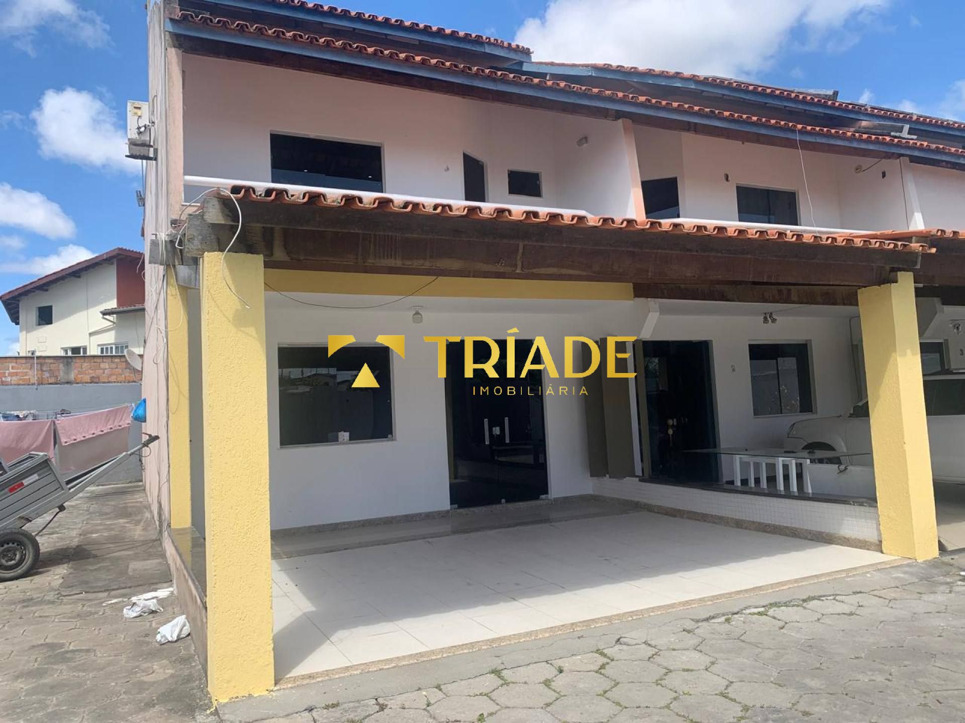 Casa duplex próximo do centro