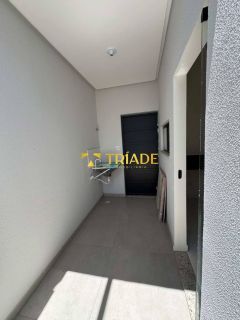 Casa de 3/4 sendo um suíte à 5 minutos do Shopping Boulevard