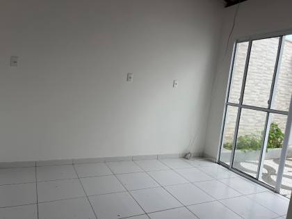 Casa 3/4 sendo 2 suítes no condomínio Casas de Milão - Bairro Sim