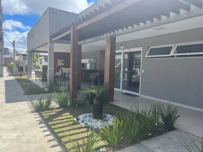 Casa 3/4 sendo 2 suítes no condomínio Casas de Milão - Bairro Sim