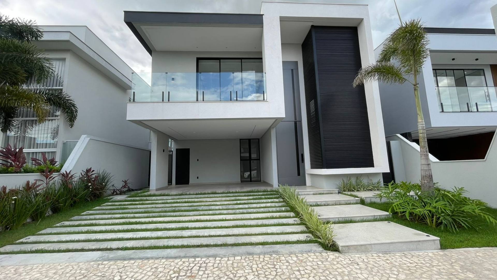 Casa de Luxo/ Condomínio Amarílis