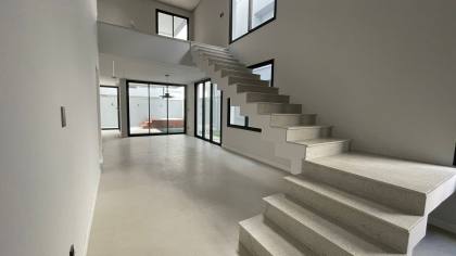 Casa de Luxo/ Condomínio Amarílis