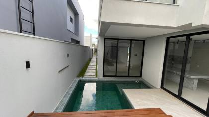 Casa de Luxo/ Condomínio Amarílis