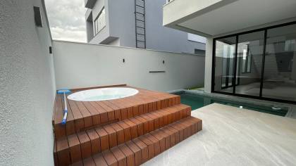 Casa de Luxo/ Condomínio Amarílis